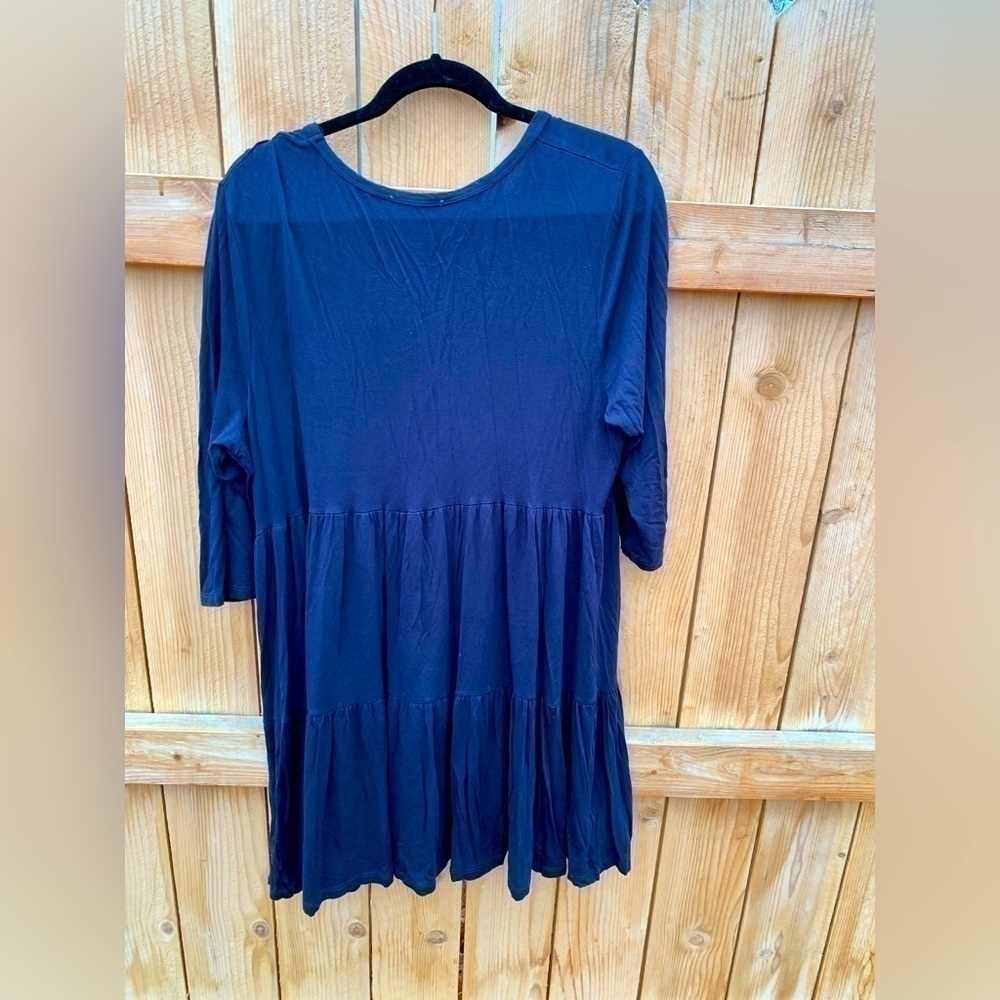 FOREVER Couture Stretch Knit Top Blouse Tunic Stretch Ruffle Blue Sz L - Picture 3 of 4